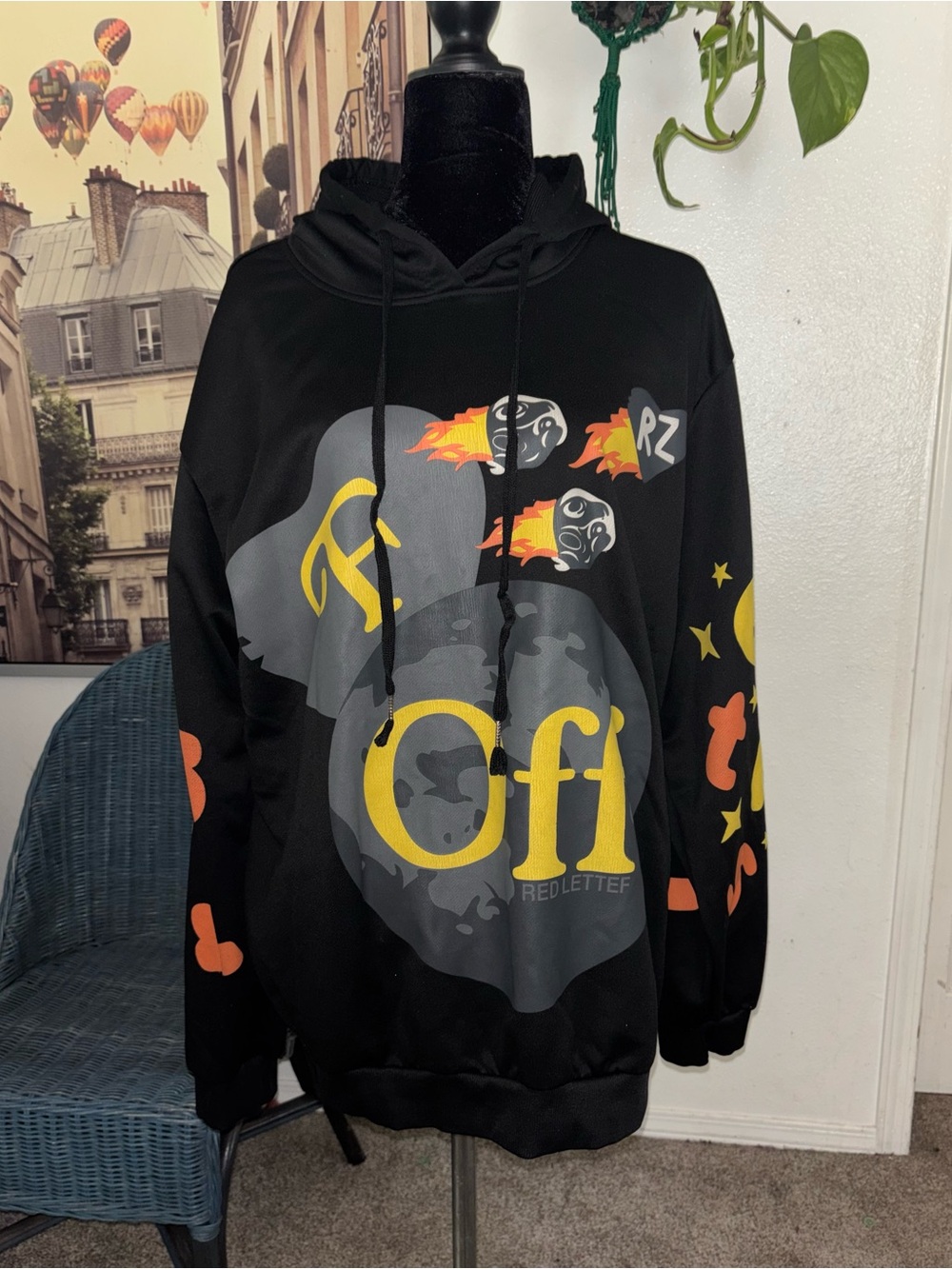 Unisex Black Hoodie with Yellow & Orange Graphic SZ XXL